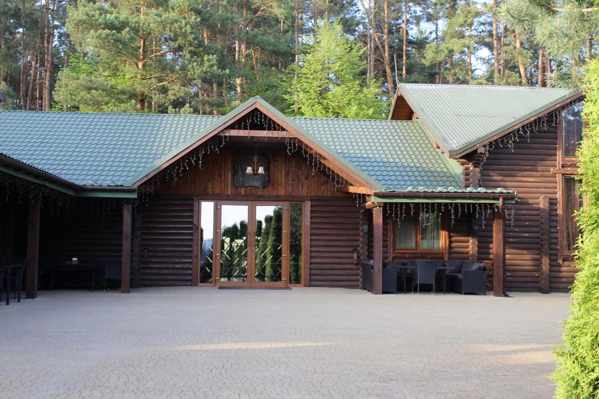 Готель-Ресторан "Колиба" Brody Exterior photo